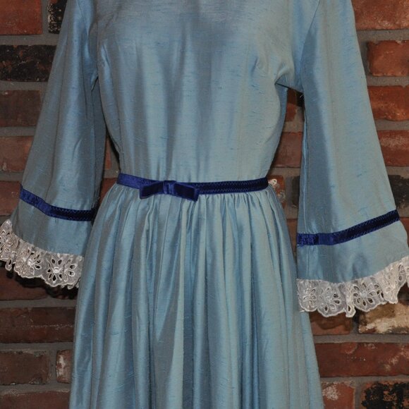 Vintage 60s Blue Raw Silk Handmade Grad Prom Maiden Costume Dress Gown XS W24" - Picture 4 of 10